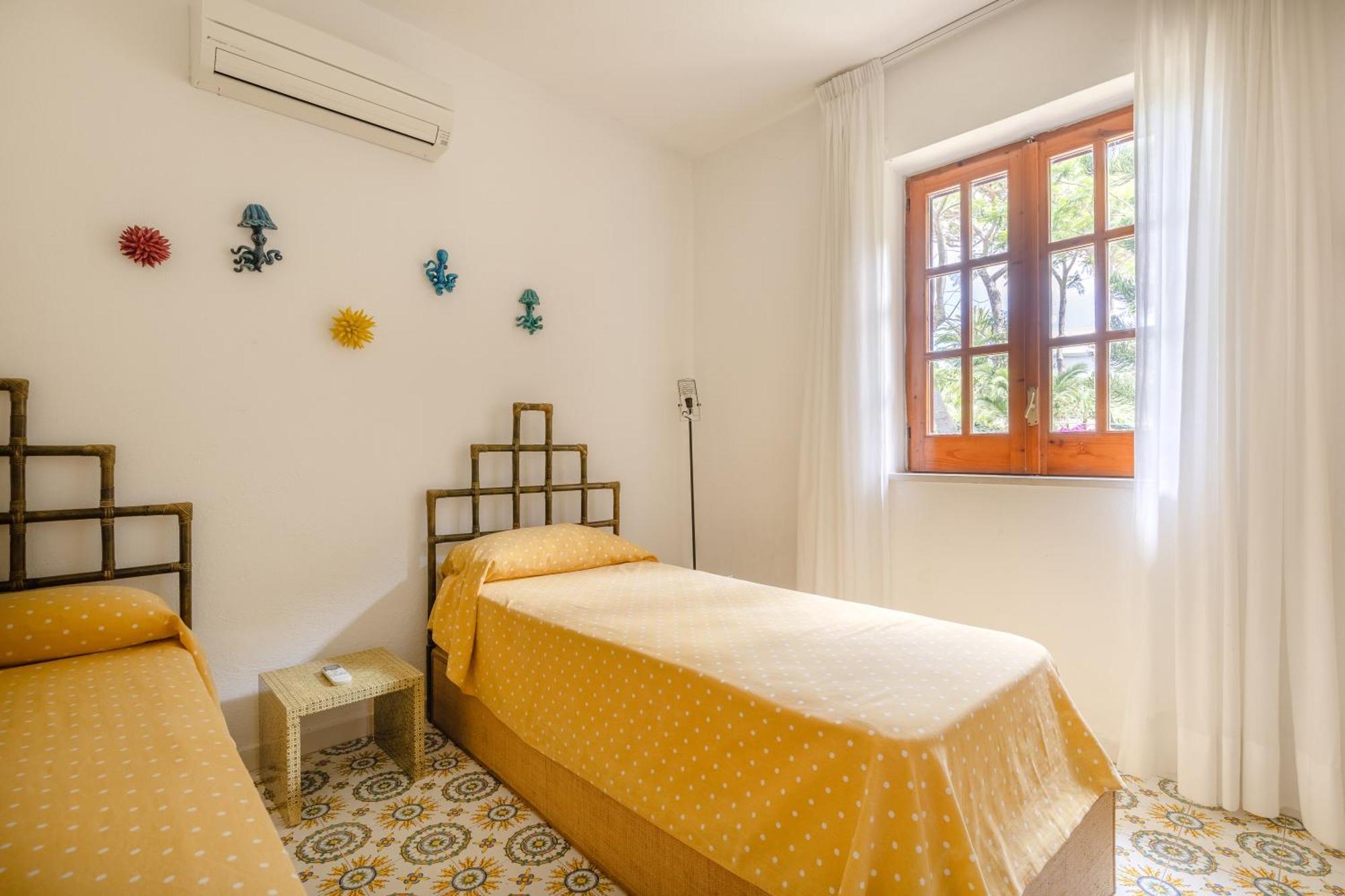 Villetta Con Giardino Esclusivo Di 1000 Mq, Piscina, Tennis, Calcio, Bocce Форио Экстерьер фото
